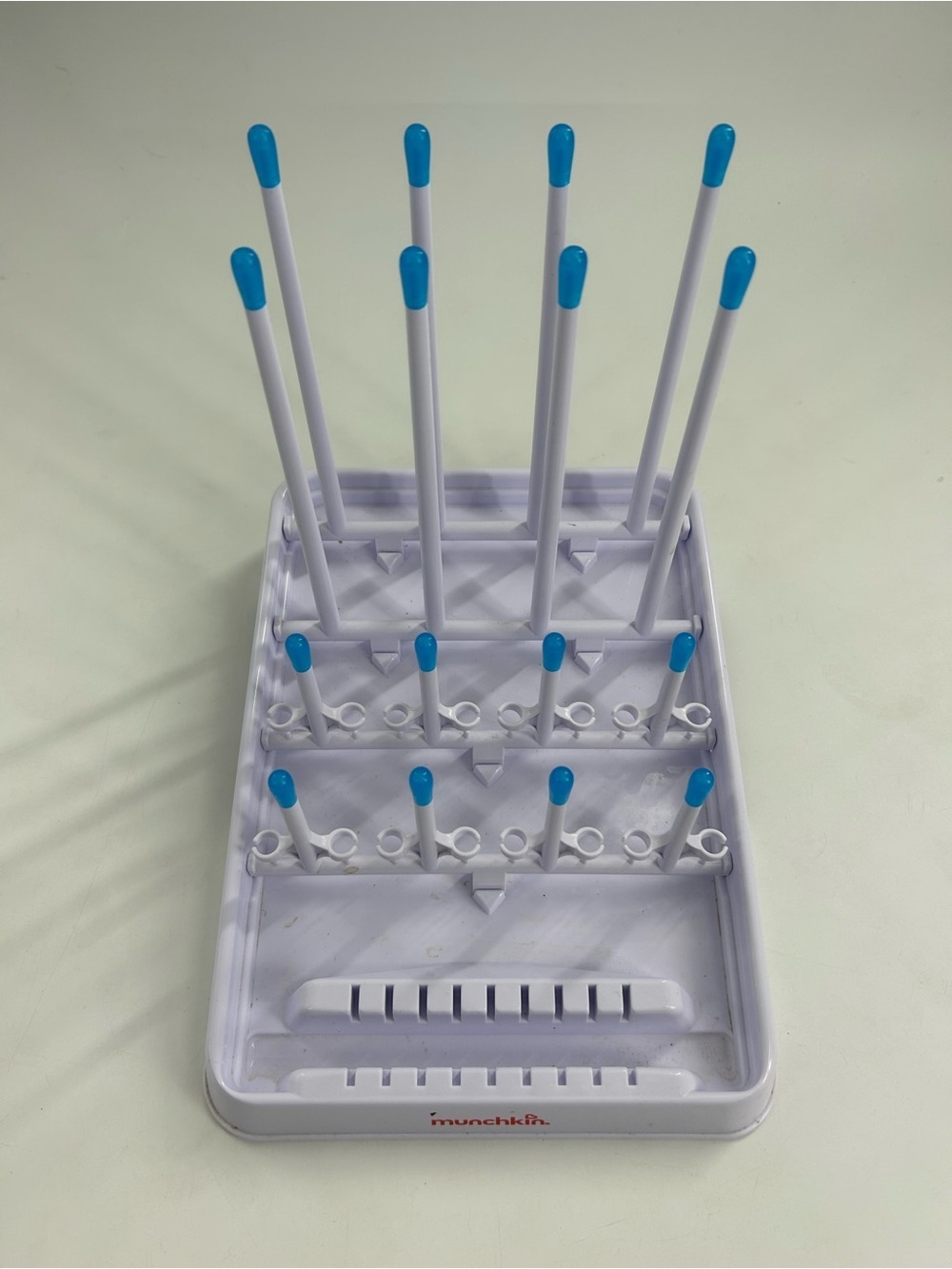 Munchkin White Drying Rack with Blue Peg Tips